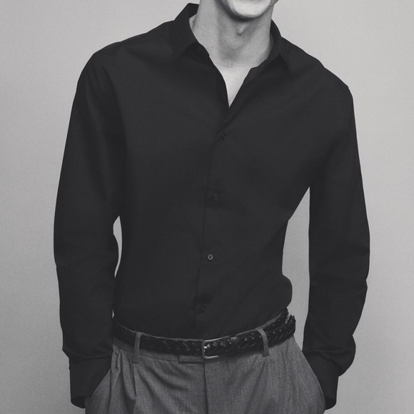 H&M Men’s Slim Fit Black Button-Up – Size Small - Picture 1 of 2
